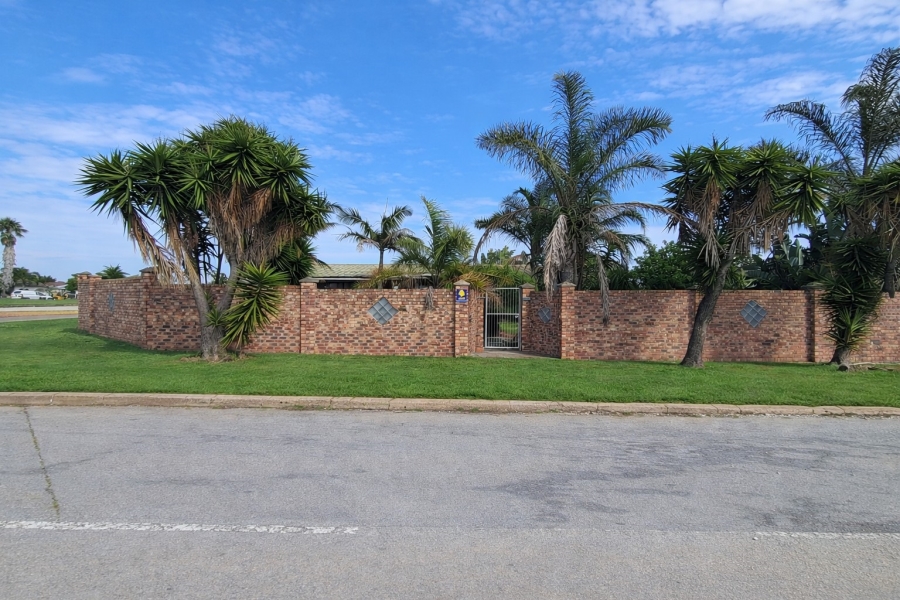 4 Bedroom Property for Sale in Manor Heights Eastern Cape